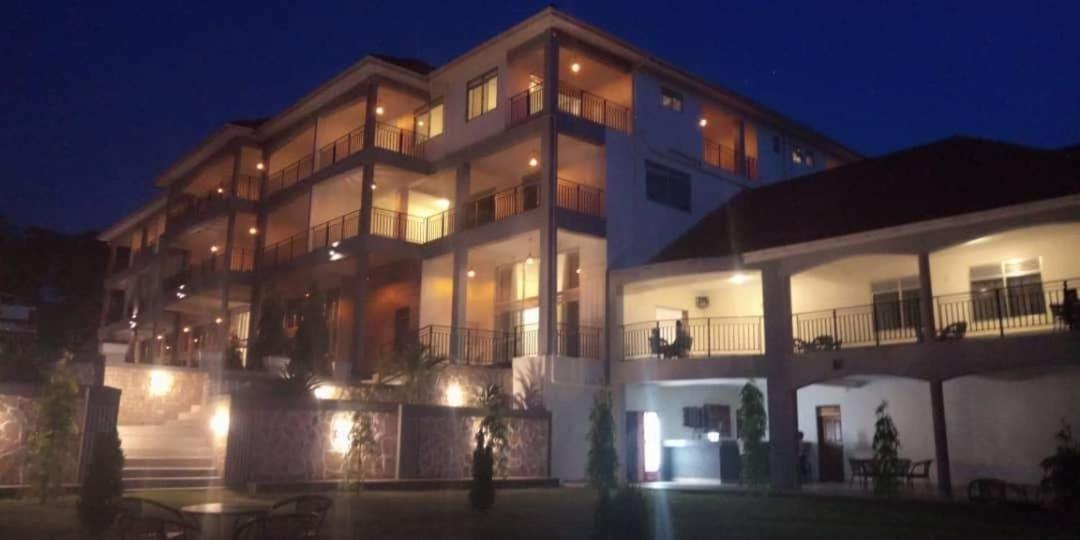 Hoima Eka Hotel Exterior foto
